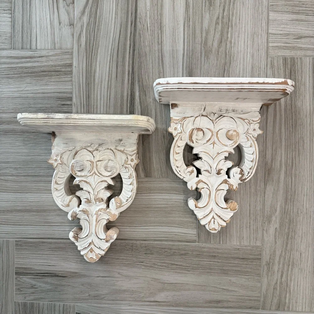 NWT Set of 2 Vintage-Inspired White Distressed Farmhouse-look Wall Shelves